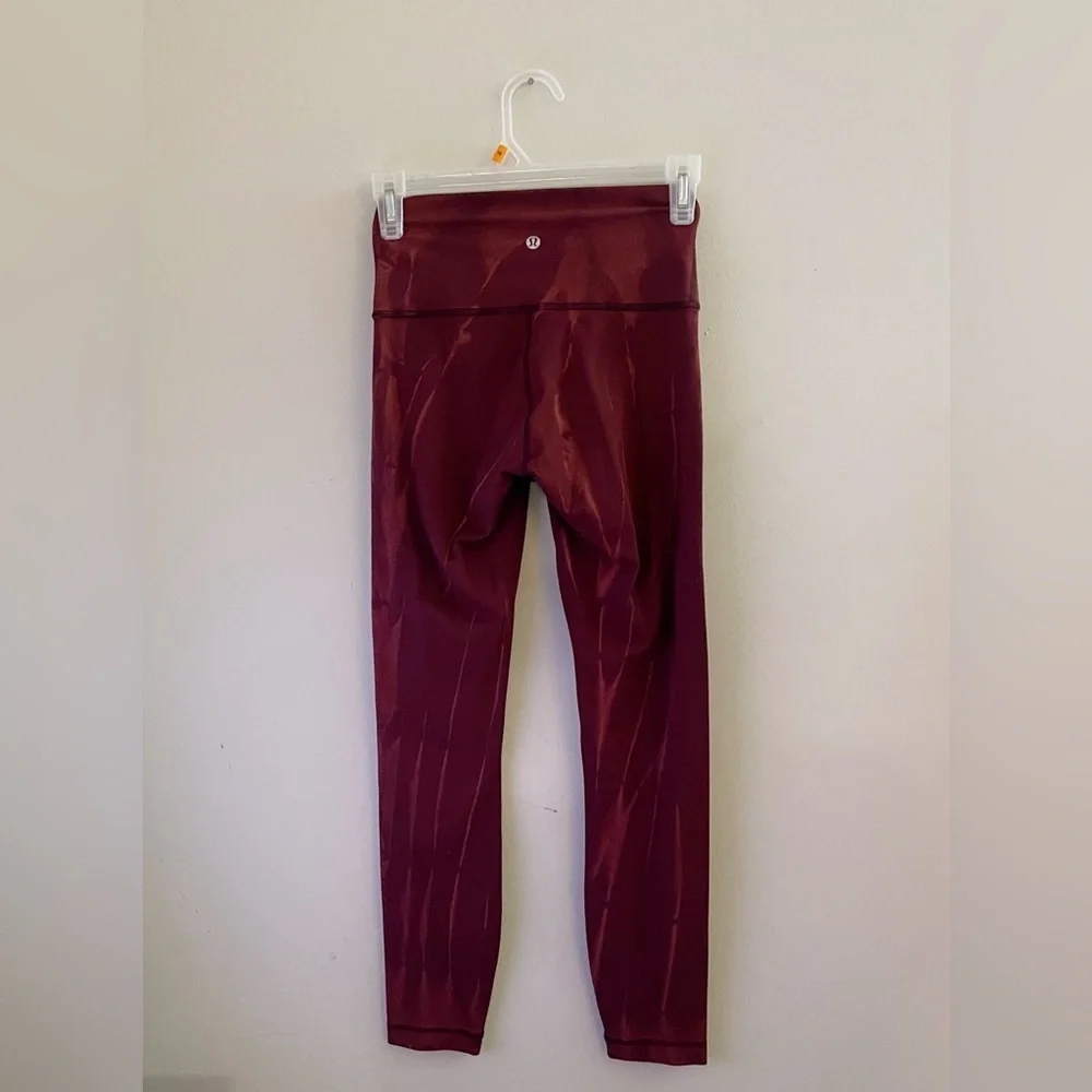 Lululemon Wunder Train Maroon Cropped Leggings Activewear Comfort Casual Pilates
